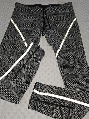 Nike Pants Womens L Black Dri-Fit Running Leggings Reflective Print Workout